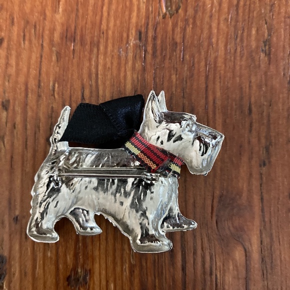 1980's Scotty Dog Pin, Silvertone with Black Bow and Plaid Collar Vintage Brooch - Picture 3 of 4